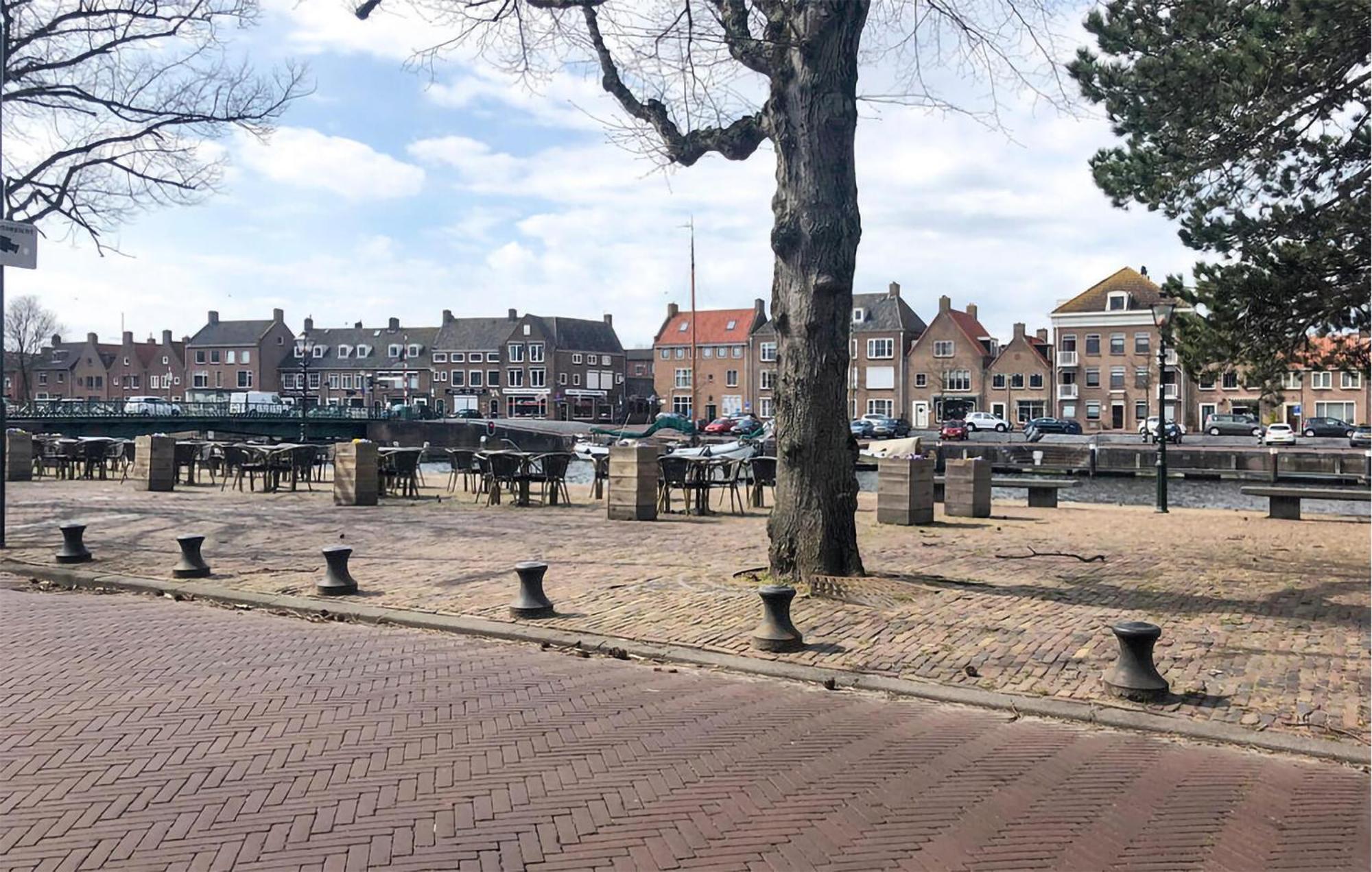 2 Bedroom Lovely Ship In Hellevoetsluis Exterior foto